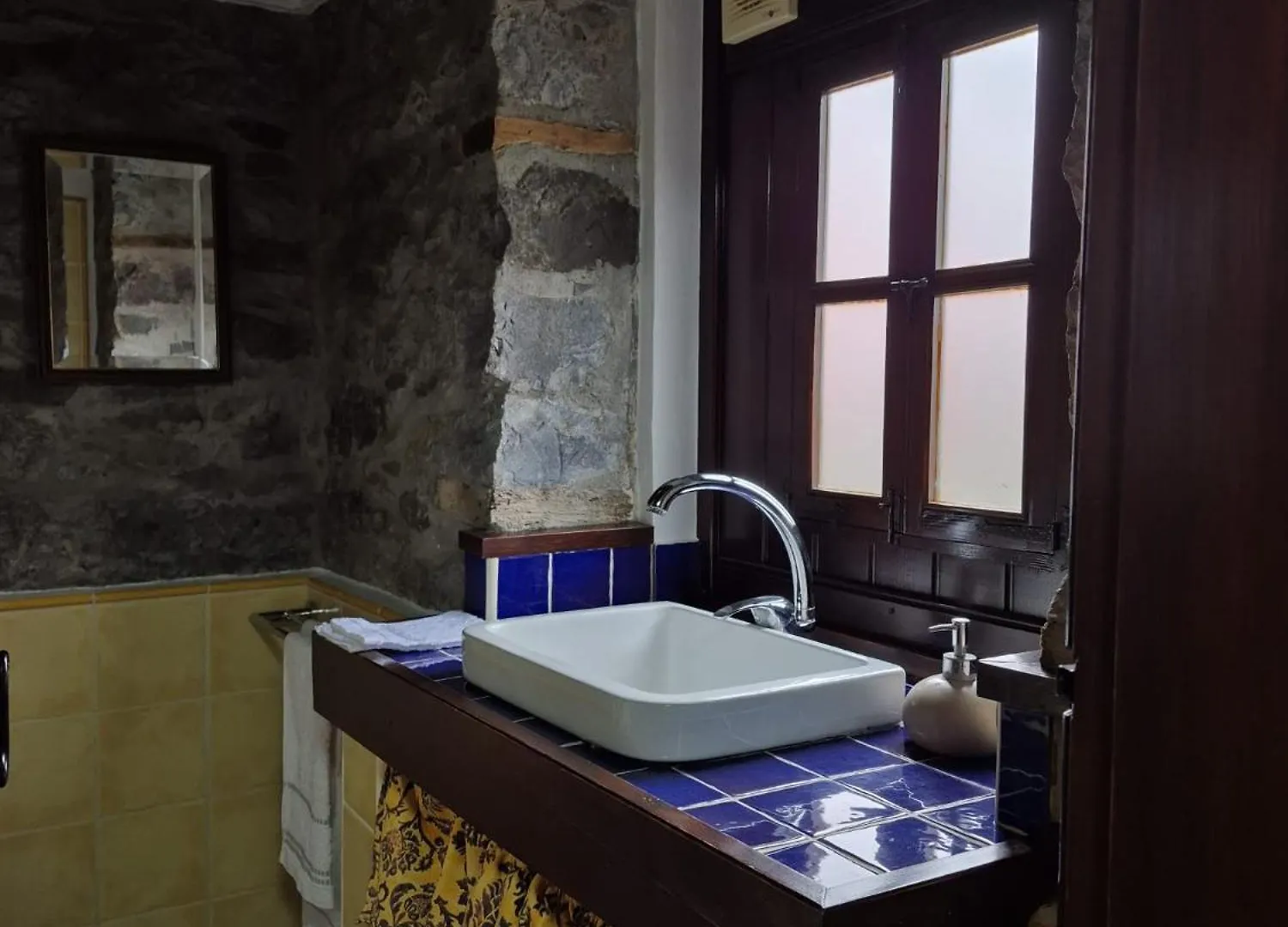 Casa Rosa Villa Camacha  Camacha (Madeira)